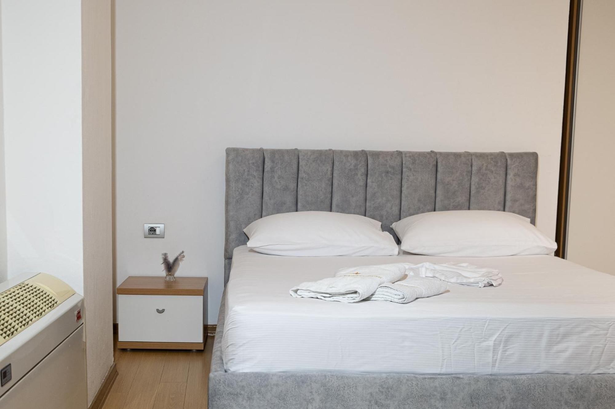 Albjona Guesthouse Tirana Eksteriør billede